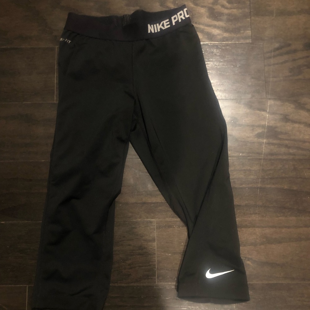 Cropped Nike leggings